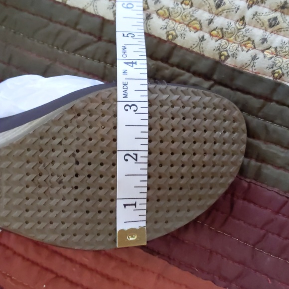 GEOX*Respira delicate rhinestone detail strappy wedge sandal size 40 side buckle - Picture 14 of 14